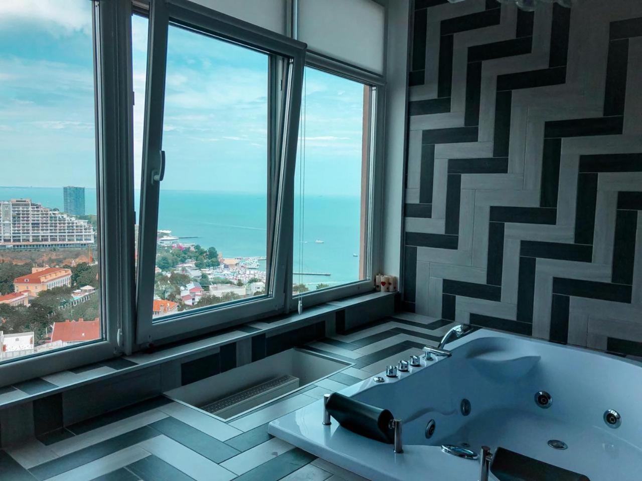 M&P Vip Appartments In Arkadia Odessa Quarto foto